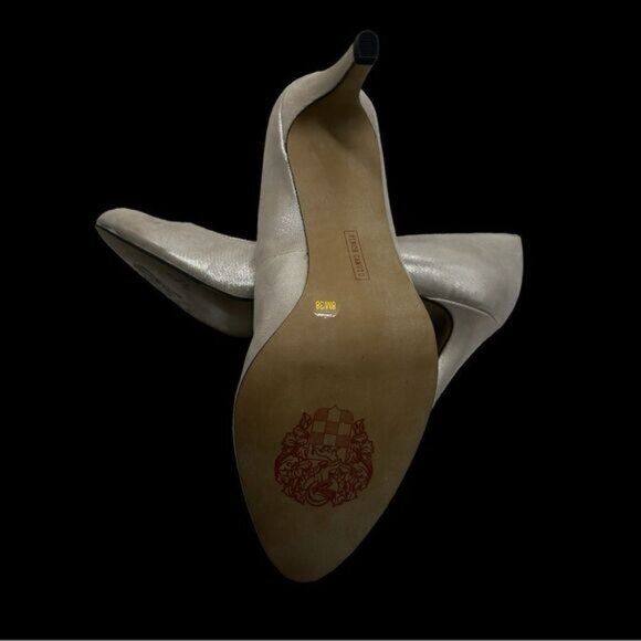 Vince Camuto Torva size 8 upper leather shimmer pumps - Picture 6 of 7